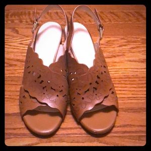 Cute Cole Haan dressy Sandals!